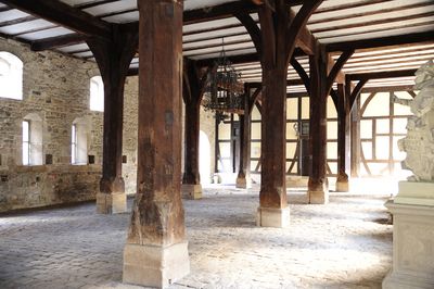 Kloster Bebenhausen, Innenansicht der Kutscherhalle